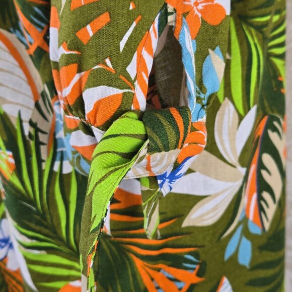 Emily Daniels Size Large Colorful Floral Greenery Print Blouse V-neck Button Up - Picture 4 of 12